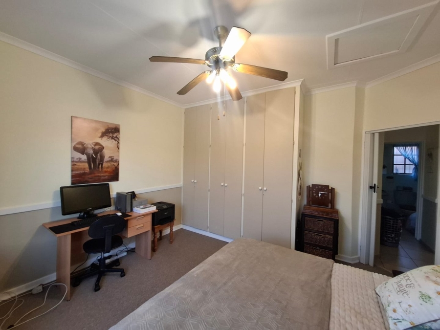 2 Bedroom Property for Sale in Pellissier Free State